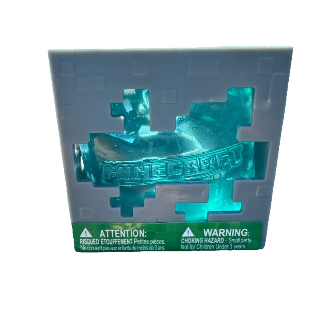 MINECRAFT JELLY CUBES - TEAL/BLUE Viral Squishy IN HAND. (Teal/blue)